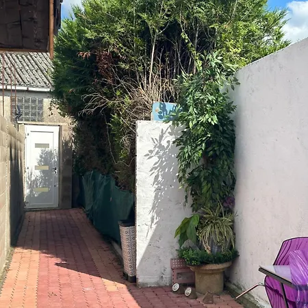 Charming House For 5 People Sirine57 Long Holiday home Florange