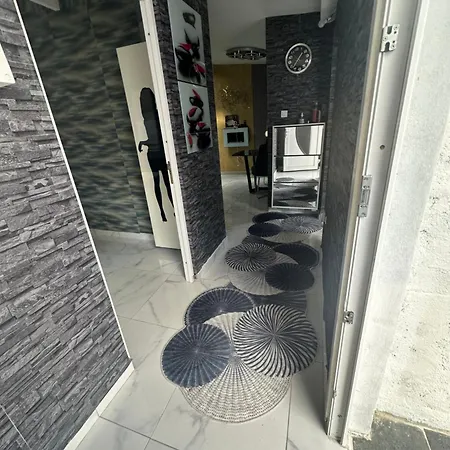 Charming House For 5 People Sirine57 Long Florange