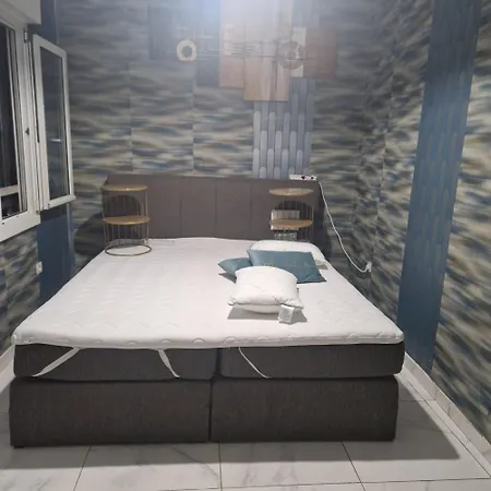 Charming House For 5 People Sirine57 Long Holiday home Florange