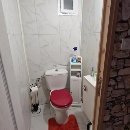 Charming House For 5 People Sirine57 Long Hébergement de vacances Florange