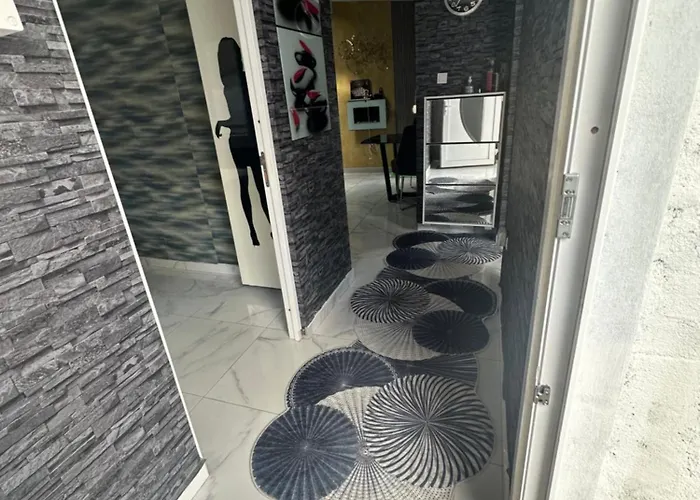 Charming House For 5 People Sirine57 Long Florange