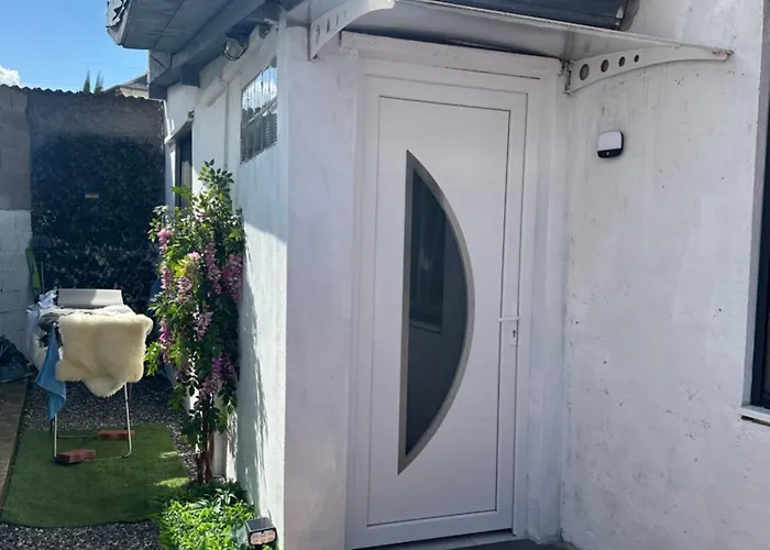 Charming House For 5 People Sirine57 Long Prázdninový dům