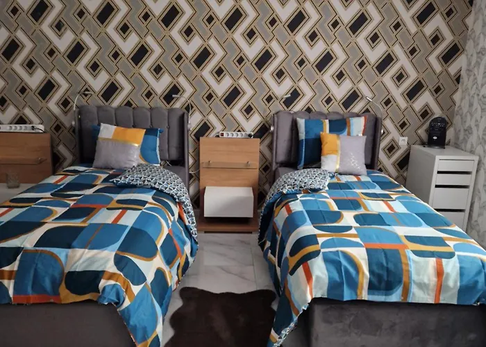 Дом отдыха Charming House For 5 People Sirine57 Long